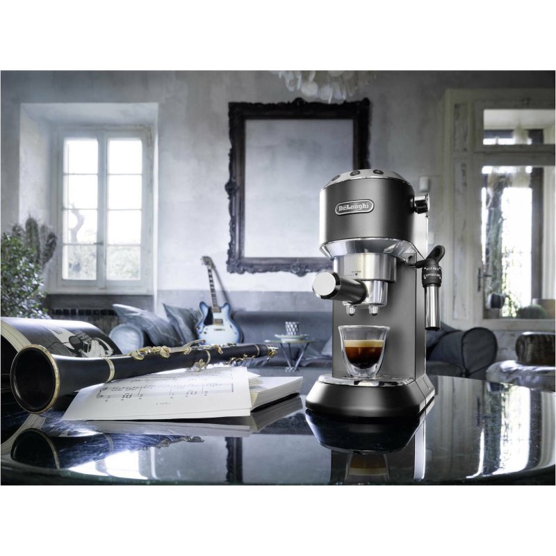 DELONGHI EC685.BK Dedica Pump Black Μηχανή Espresso 1300W Πίεσης 15bar Μαύρη 0033782